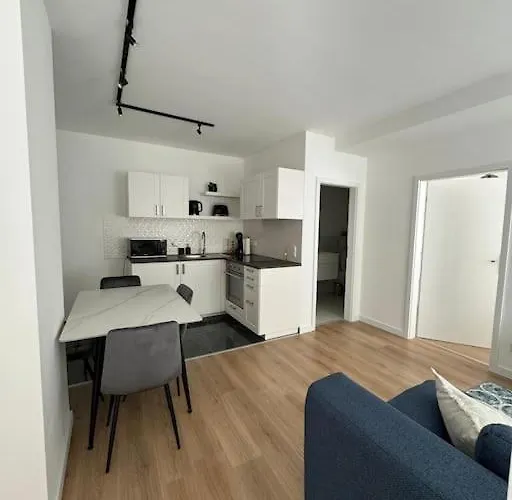 Gemuetliches Apartment, Nur 5 Min Ins Zentrum *