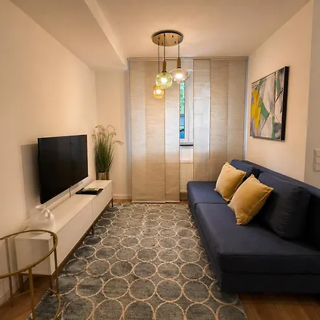 アパート Gemuetliches Apartment, Nur 5 Min Ins Zentrum ニュルンベルク